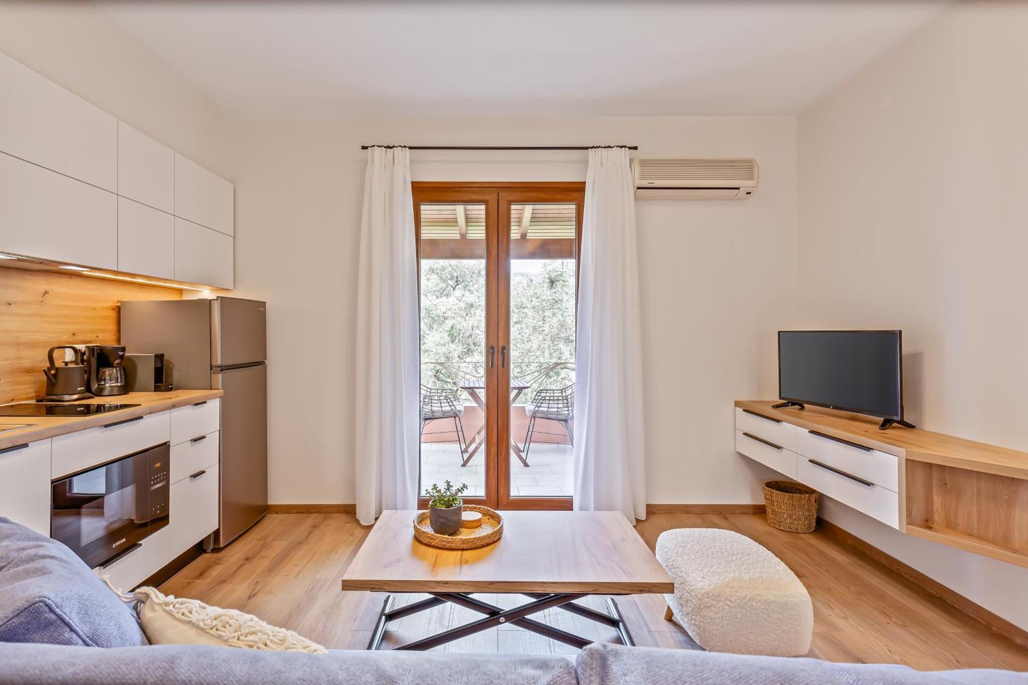 Lola Apartments Liapades Exterior photo